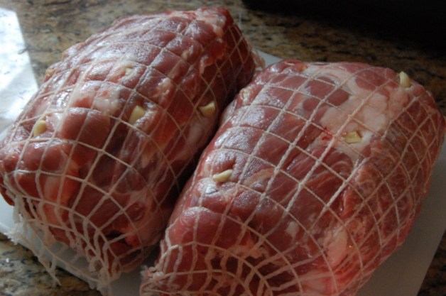 Slow Cooker BBQ Pulled Pork Roasts